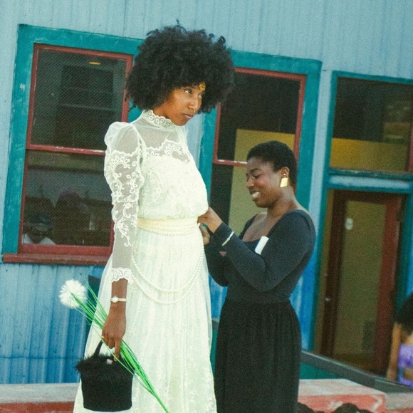 Meet your Posher, Kensie - Picture 3 of 6